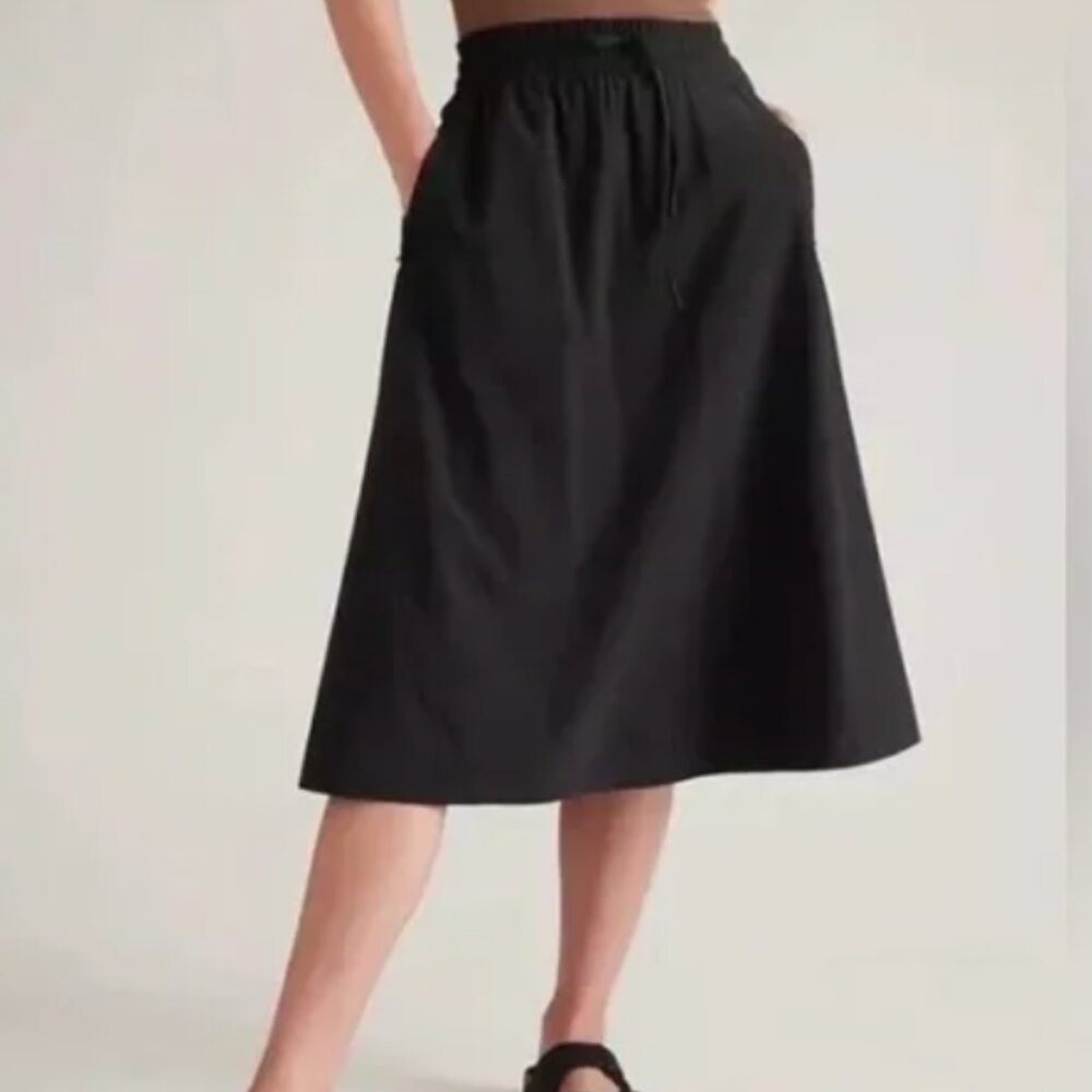 Athleta Arrival Skirt Tan